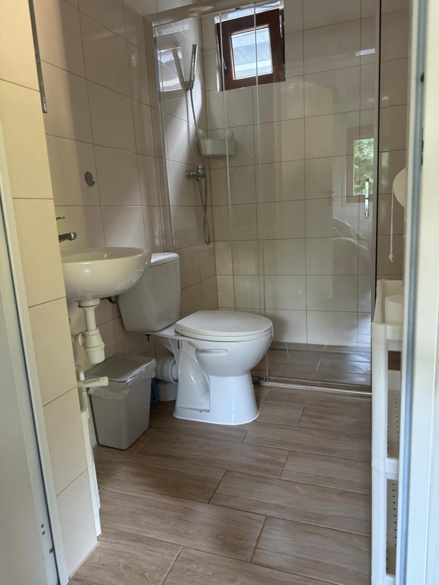 48C Domki Letniskowe I Apartament 波别罗沃 外观 照片